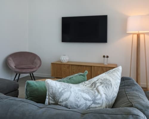 1-or-2-bedroom-poolview-room-3204 (3)