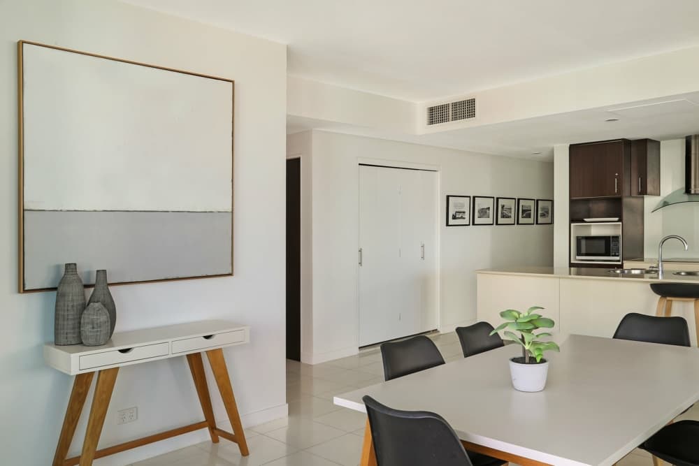 coolum-accommodation-seaview-apartment-2206-4
