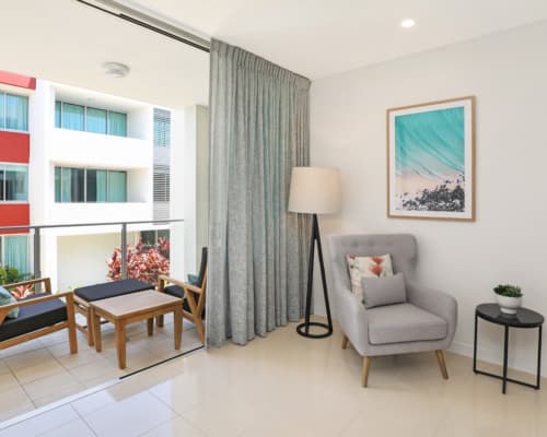 coolum-beach-1-bedroom-room-1208 (4)