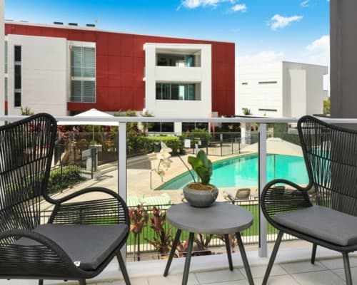unit-4208-1-2-bed-pool-view-2